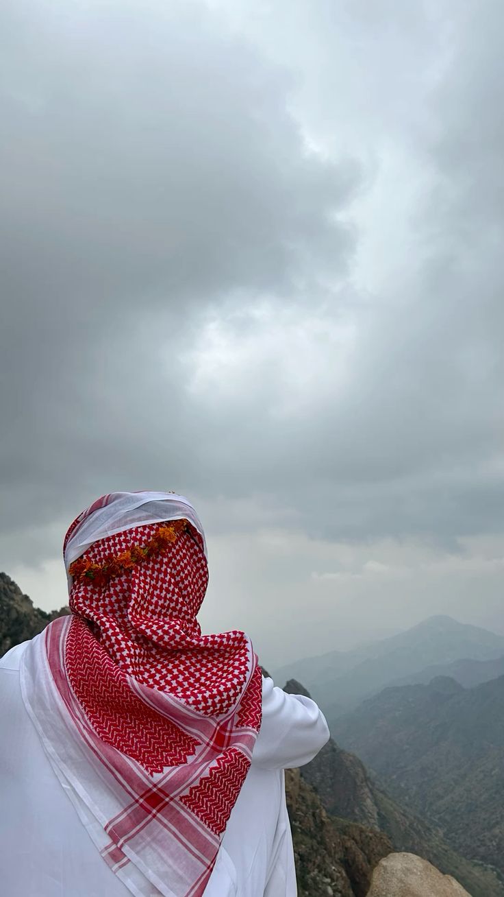 Arabi pink Shemagh of Resistance